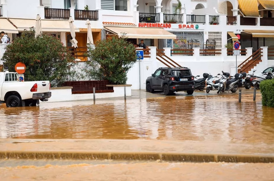 Pluies et inondations : 6 départements sous vigilance jaune ce lundi